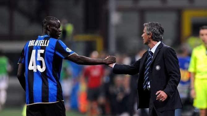 巴洛特利又转会啦！十年十次换队：欧洲金童坠入中东联赛淘金？