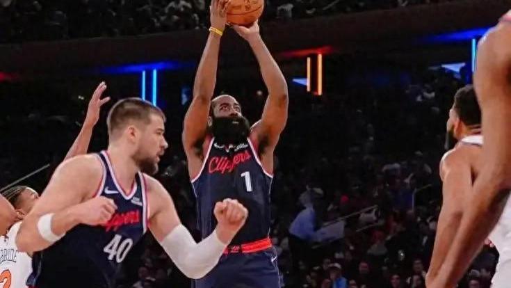 一场114-116给快船送上大礼！快船目标很明确，核心被摆上了货架