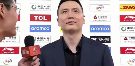 上海男篮主教练卢伟谈球队对阵北京的比赛，他表示：“我特别想看麦基和白边的对决，但
