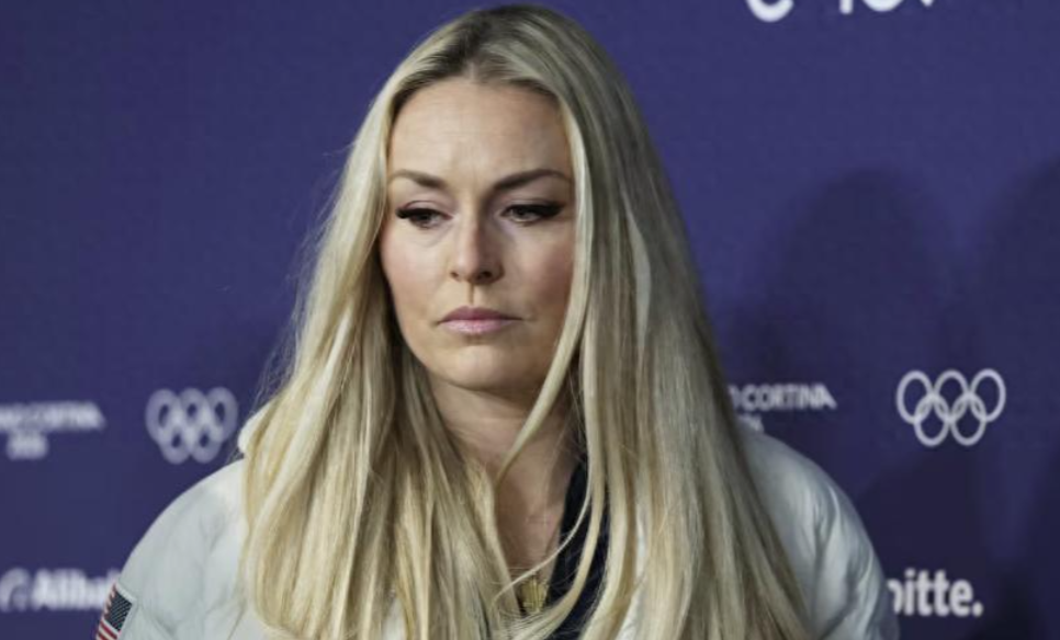 美媒报道，美国滑雪名将林赛·沃恩在左膝韧带撕裂九天后，于冬奥会女子速降比赛中发生