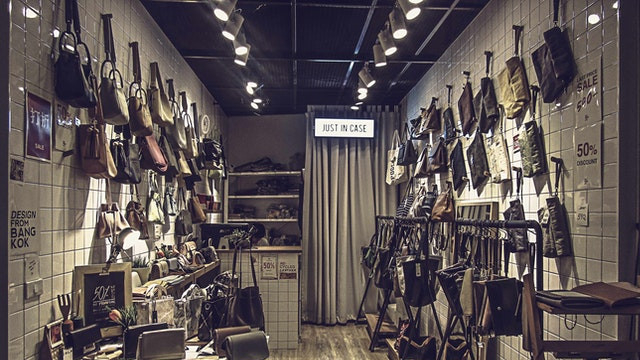 美式传媒的双标霸权：宇宙级操控，挑着的正义从不是真正义