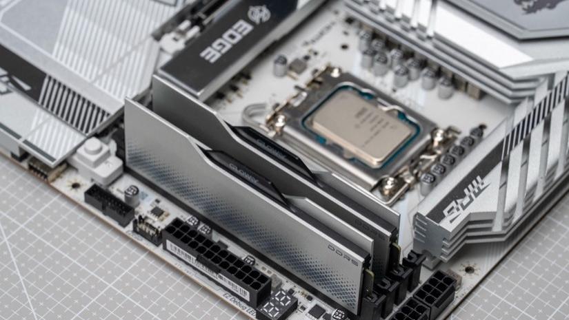 Z890刀锋钛配Ultra 5 250K Plus，RTX5070  4k游戏主机装机分享