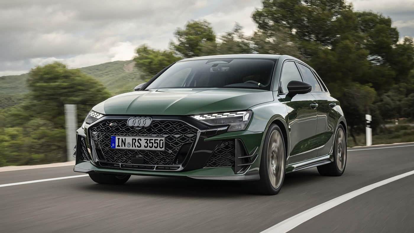 奥迪RS 3限量版官图发布！搭载2.5T 五缸发动机，全球限量750辆