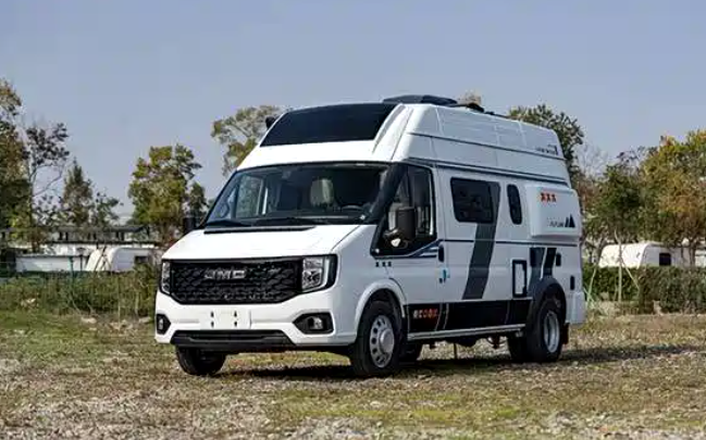 5.998m合规车身瑞弗A700，硬核配置舒适如家
性能是房车远行的底气，瑞弗启