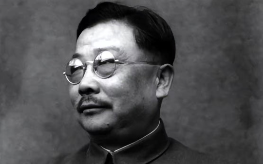 美国当年为什么那么忌惮李克农？传奇特工之王，两次出手，让美军苦不堪言