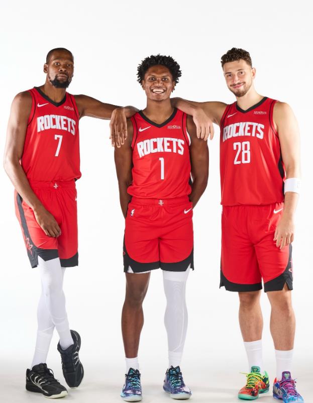 火箭主帅乌度卡在谈到和凯尔特人队这场失利的时候，直接点名火箭队的第一球星凯文·杜