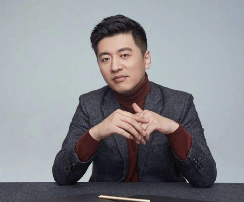 我对张雪峰不了解，只是以前有段时间，经常刷到他的视频和切片。虽然我不考研，但他的