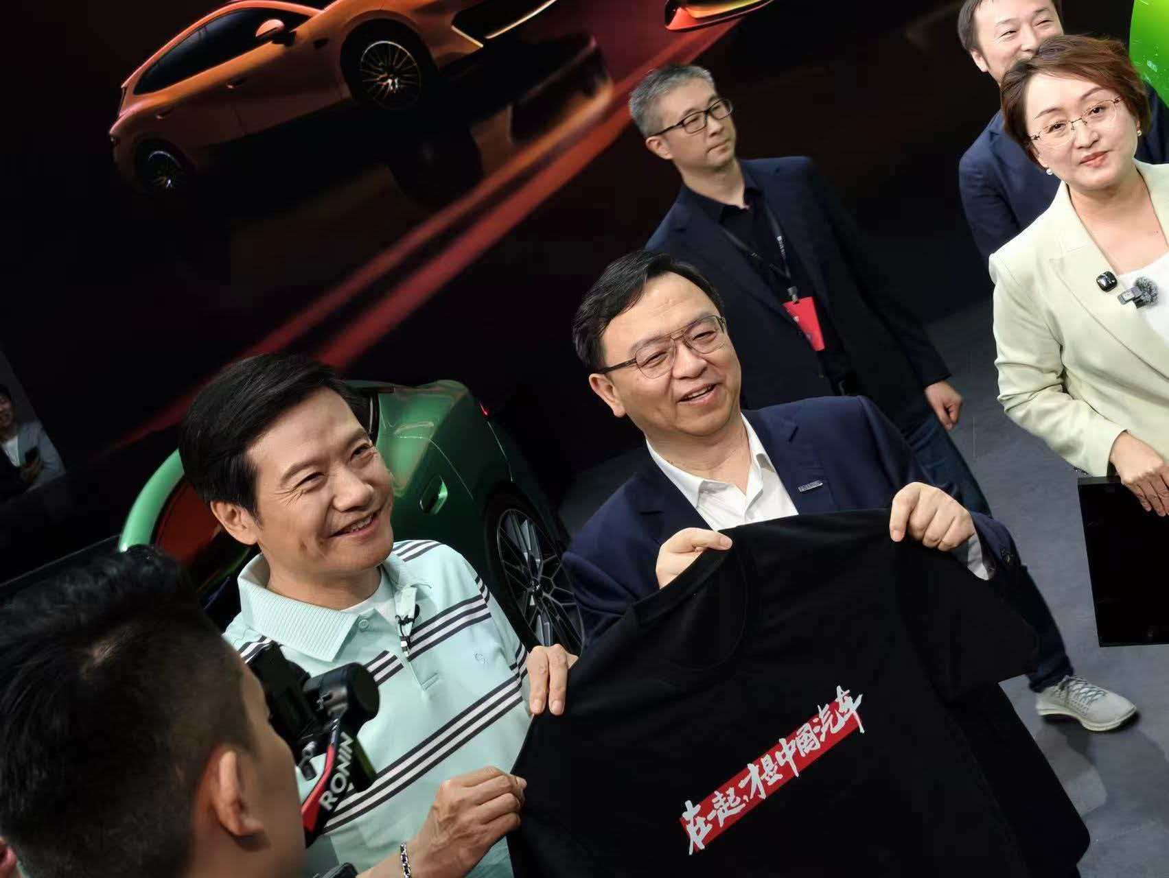 2026北京车展真的太热闹了！比亚迪E3馆多款新车首发亮相，第二代刀片电池、易三
