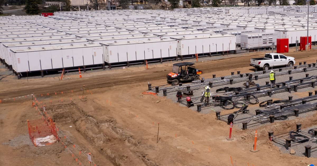 4月14日，路透社报道称，尽管美国汽车制造商正通过投资扩大本土电池储能产能，但许