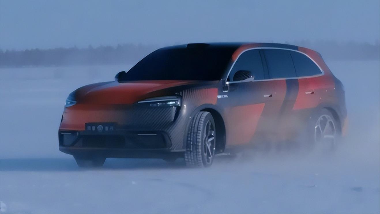 问界M6实车现身：比M7更低趴，换装半隐藏门把手，华为智驾是标配