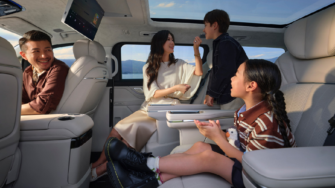 吉利银河V900上市，就问你1.5万的纯金徽标诱人不