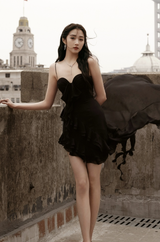 老王是合作早已结束的前同事