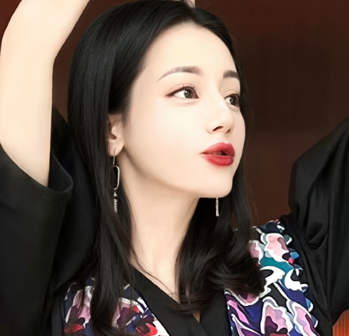 你没有被这些声音所打倒，反而将它们化作前进的动力