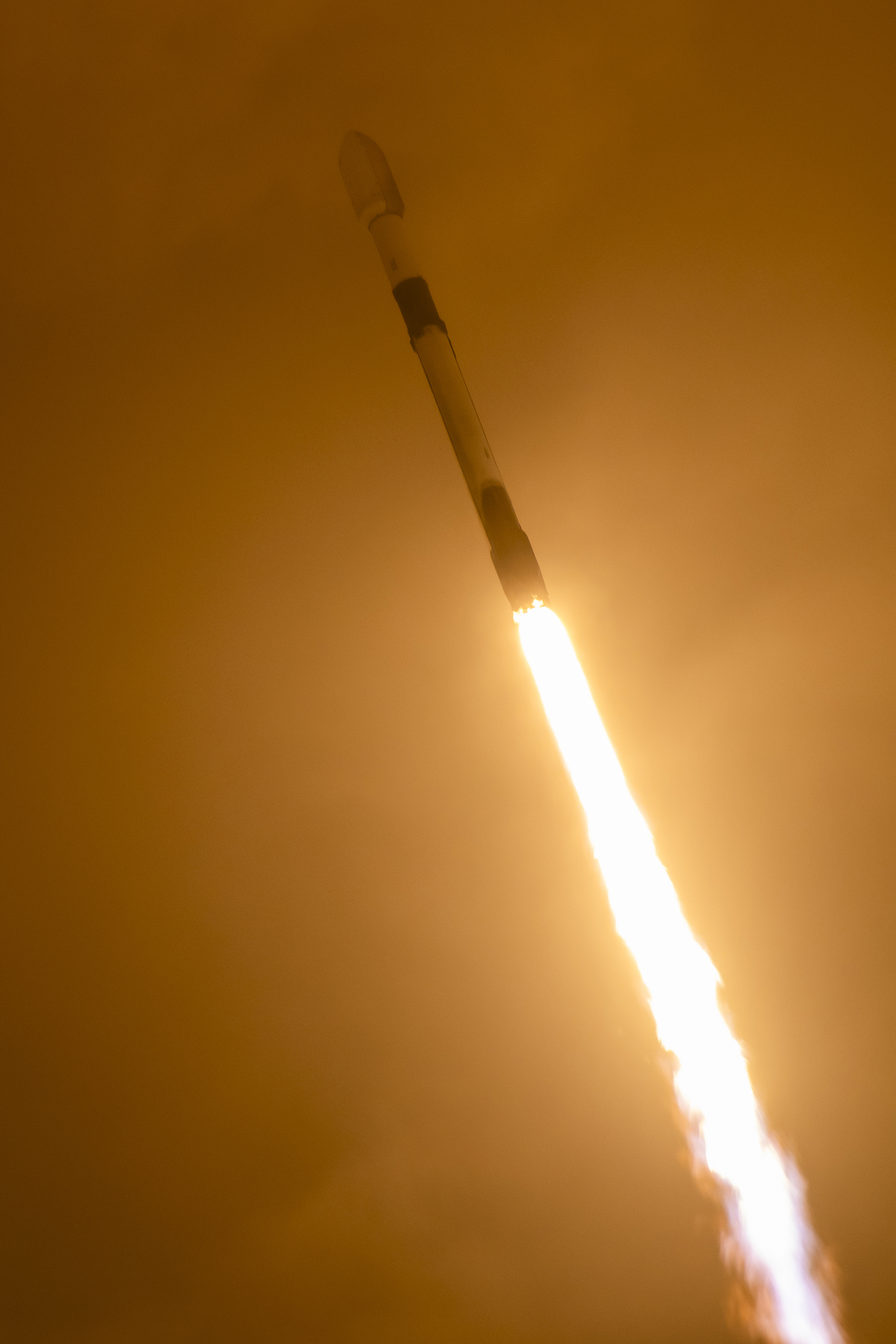 7月14日，SpaceX两连发，部署56颗星链卫星