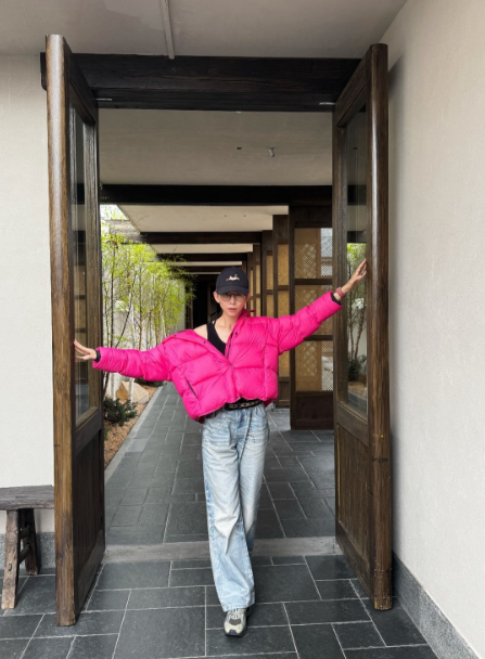 张晋蔡少芬夫妇现身西安古城

张晋蔡少芬分别分享了动态和照片，地址都是西安古城。