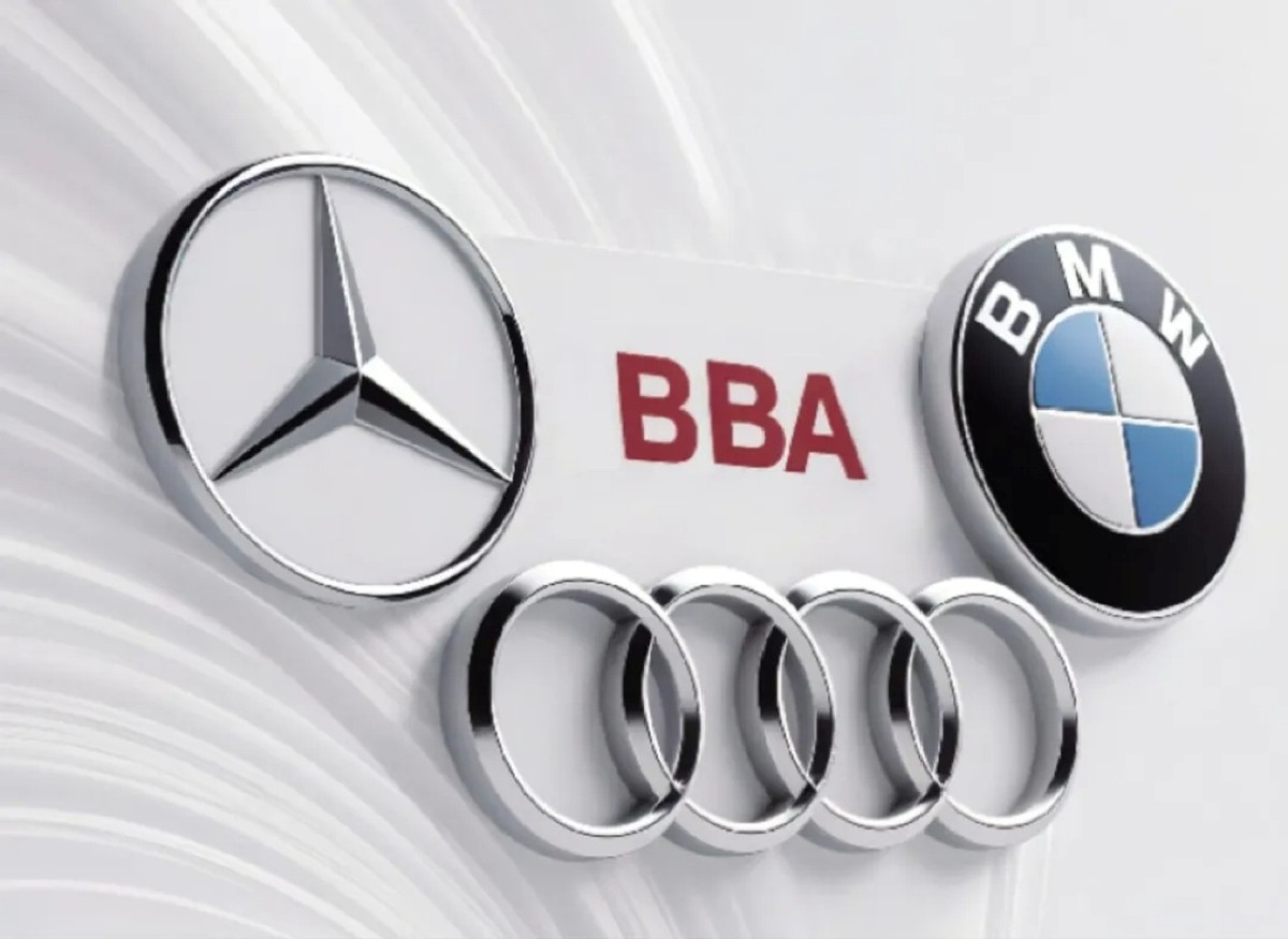 年度最惨豪车！BBA是怎么被理想、问界、蔚来掀翻在地的？