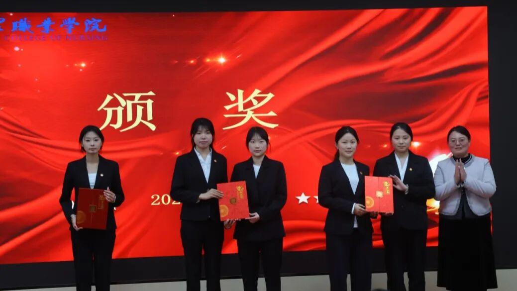 学院药学系举办“药”先锋学生干部述职评议会