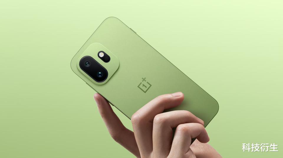 3月又一款新机官宣：小屏旗舰，真机首秀