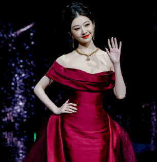 然而人生辽阔，不要只活在爱恨里