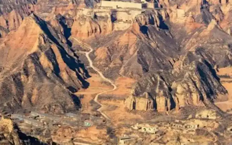 别再只盯石油稀土了！中国最珍贵资源其实是北方常见黄土层，你知道吗？千金都不能换…