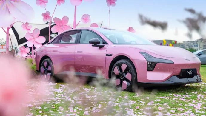 新款小鹏MONA M03上市，售价11.98-15.18万元