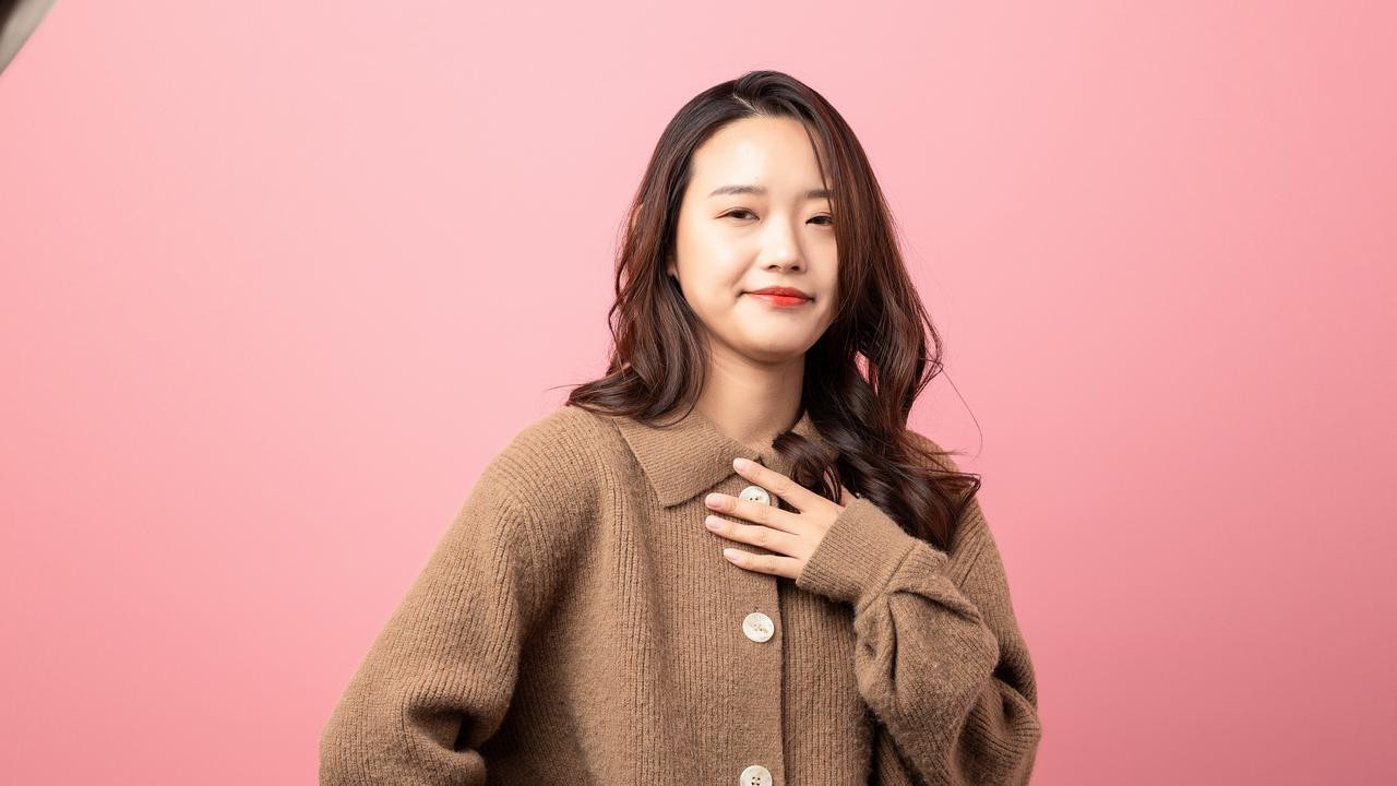 茅台摔碎后老公的反应，戳中千万人对婚姻的期待