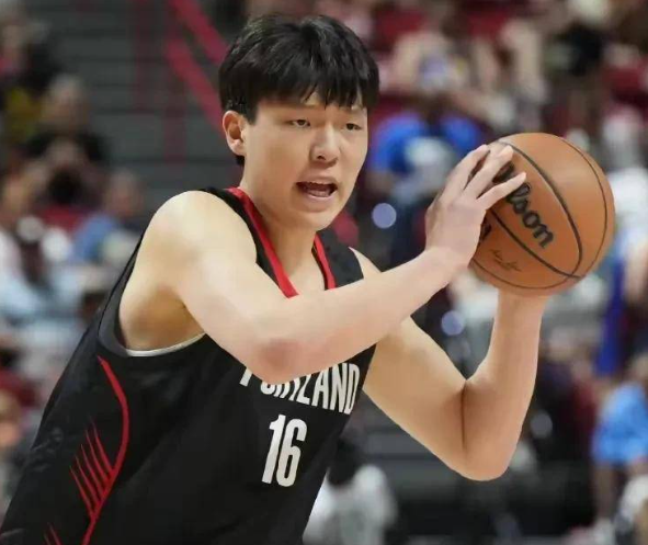 杨瀚森罚球不错，阿尔德里奇培养有开发中投的可能嘛？如果能练出来那杨瀚森+利拉德挡