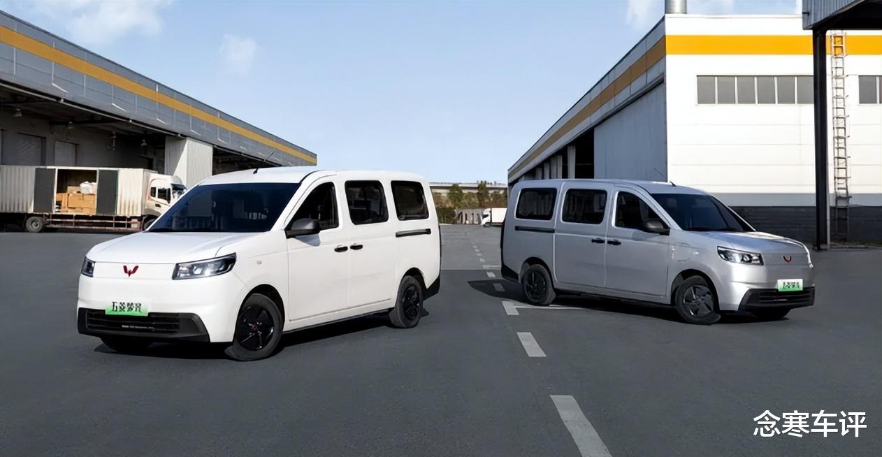 标配碳化硅电机！五菱荣光EV售6.98万，快充半小时补能80