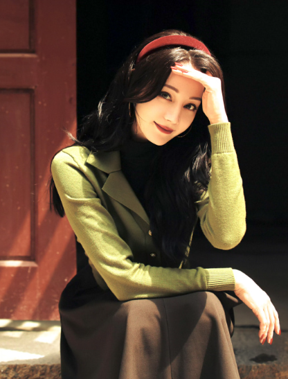 神明赋予万物至生命，你赋予我深情而浪漫的爱意