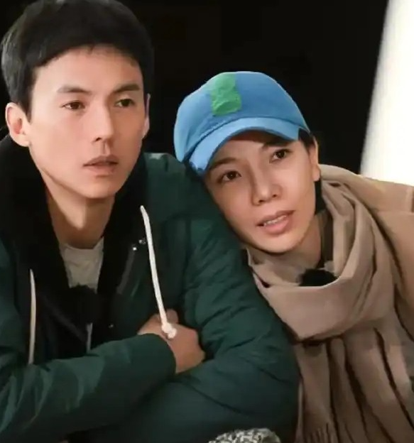 不过再一次证明宋宁峰赚的钱的确都给张婉婷了
自己身上没留钱，不想经过张婉婷的消费