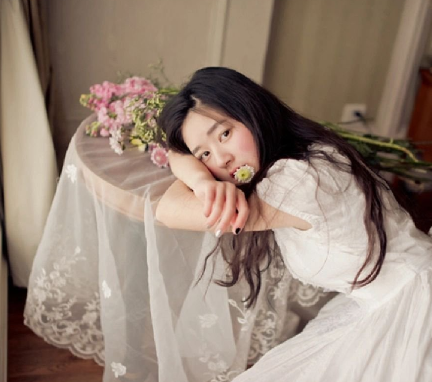 你的每一次低头都是温柔，每一次微笑都是温暖