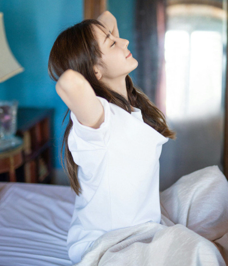 静谧的夜晚你是我藏在微风中的欢喜