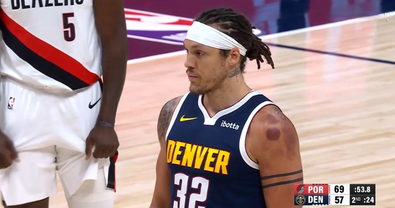 掘金大将戈登真是太心疼约基奇了！在今天掘金主场以137：132战胜开拓者的比赛中