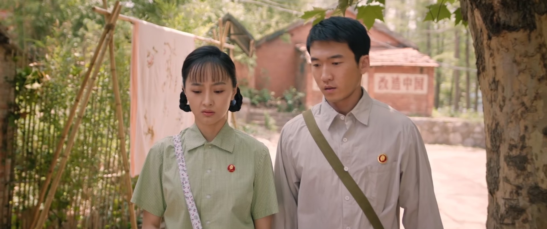 网上说说得了，现实里谁不想要一个，瞿桦一样的乘龙快婿啊。
林梅父母的活人感，太棒