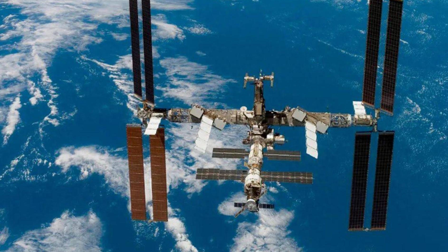 太空大变局！国际空间站确定坠毁，美国押注新赛道，我们落后了吗