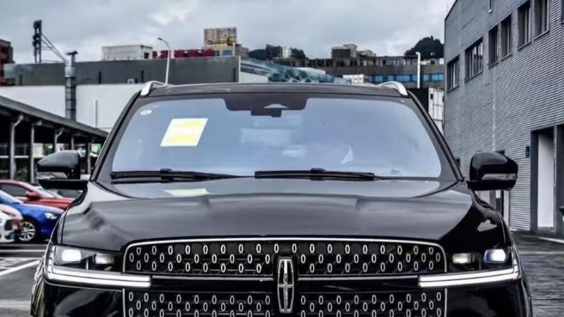 坐进去就懂了，林肯领航员带来的那份顶级安心感