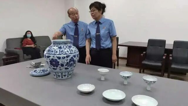 谁能想到？几百块探测器加一本普通图书，竟挖出价值五千万的国宝级元青花！