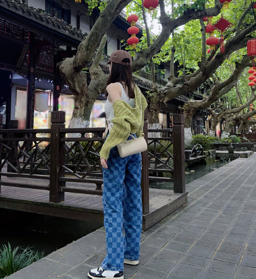 生活给你苦难其实是在铺垫浪漫