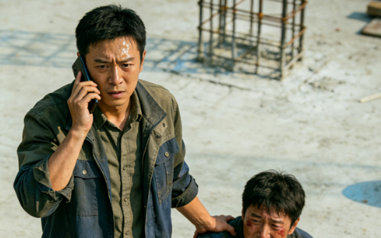 发小让我代订五套定制家具，说立马转钱，我催了八遍没收到，拉黑他后，他妹妹哭着打来电话说出惊天隐情…