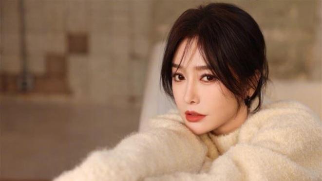 秦岚拍《延禧》落病根！为录节目开刀却更严重 自嘲：变半永久了