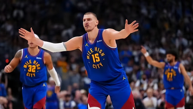 森林狼19分大逆转掘金，约基奇累到腿软，苏群评价一针见血！