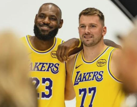 事实就是，没有东77，湖人打不过坦克队……

这就是湖人的实力，不要再幻想了