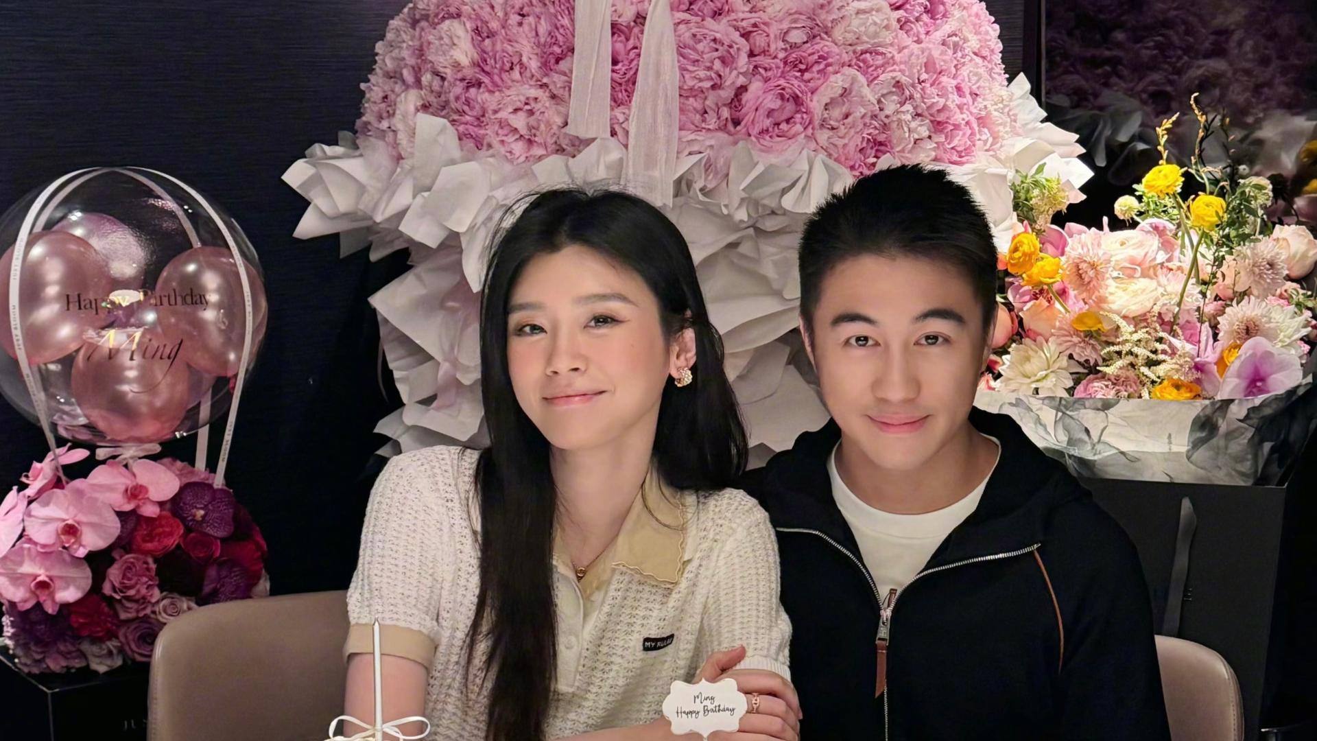 奚梦瑶婚礼后独自背包离开：当仪式感回归生活本身 ​