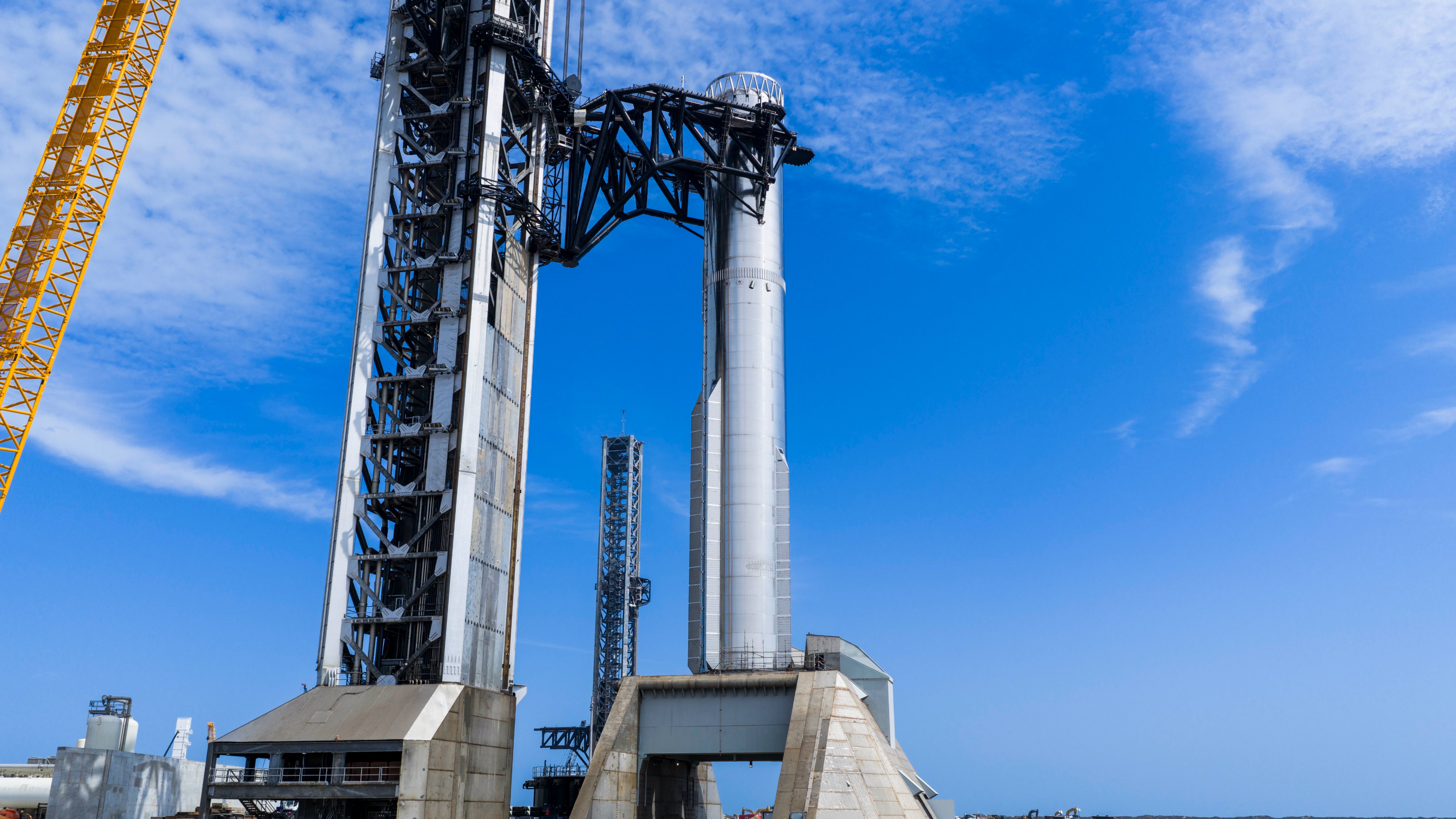 SpaceX B19超重型助推器