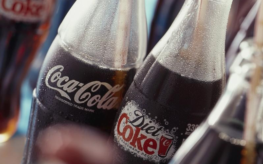 1995年百事可乐承诺喝700万瓶可乐可以换战斗机，有人完成后，它却耍赖了