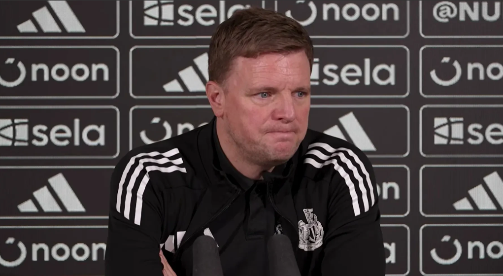 随着英超第31轮纽卡1:2不敌桑德罗，让人产生三大不可思议
1.面对多线作战，连