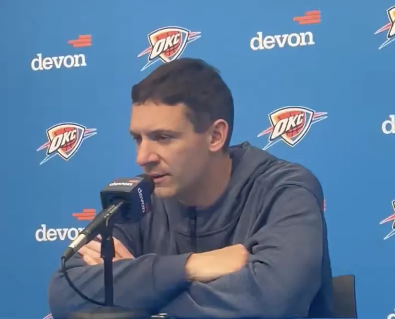 NBA常规赛雷霆111-100战胜尼克斯。

戴格诺特谈及杰伦-威廉姆斯回归，以