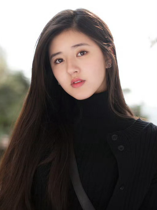 遇见光之前，我混沌迷茫，遇见光之后，我追光而往