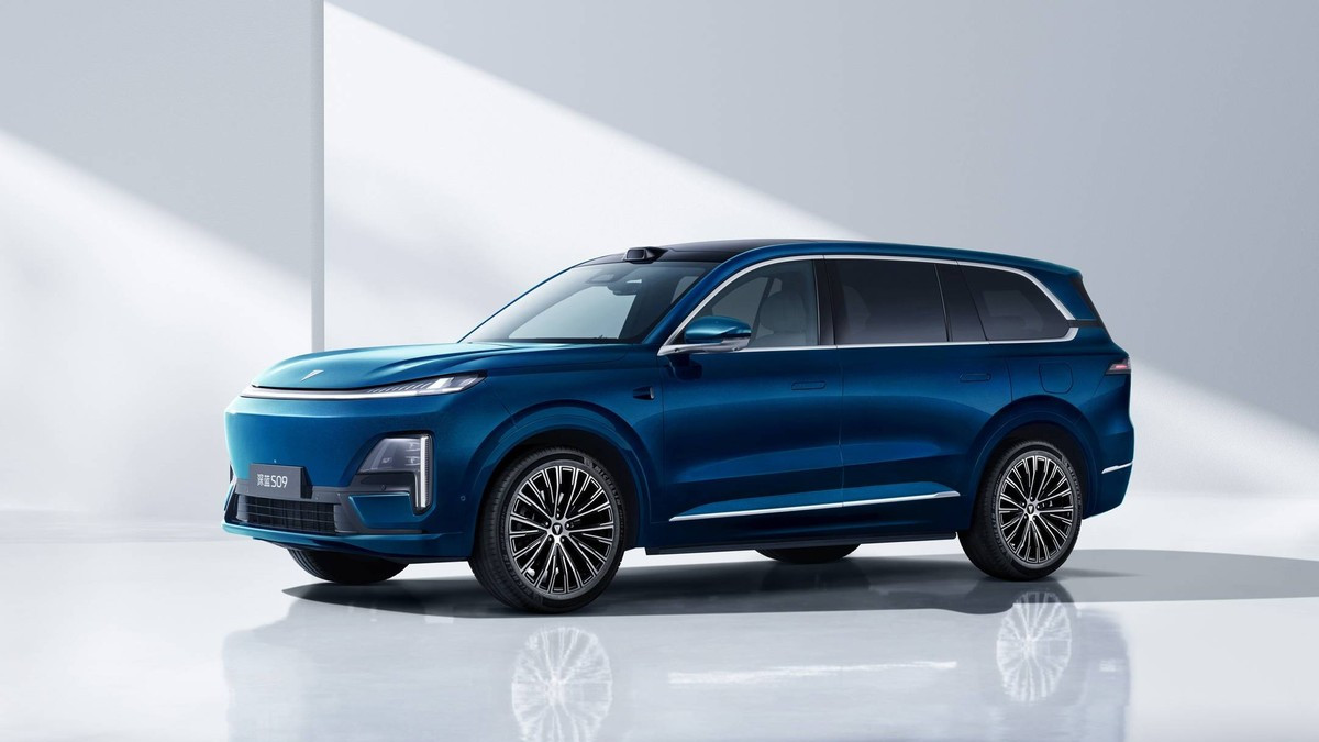 连华为都无能为力？深蓝S09单月销量已不足500台，宁德时代看了都摇头！