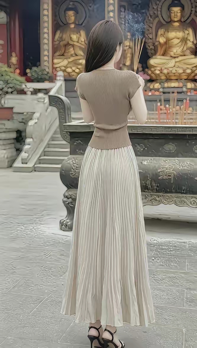 身材都这么好了，还在求什么呢？